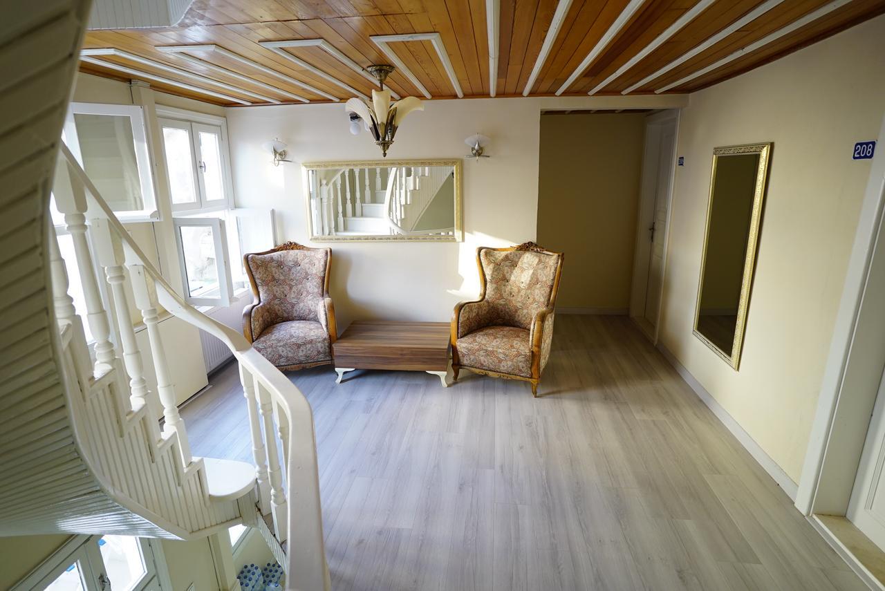 Lafontaine Konak Otel مودائْيا المظهر الخارجي الصورة